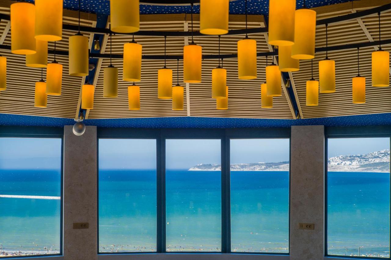 Barcelo Tanger Hotel ภายนอก รูปภาพ The interior of the synagogue